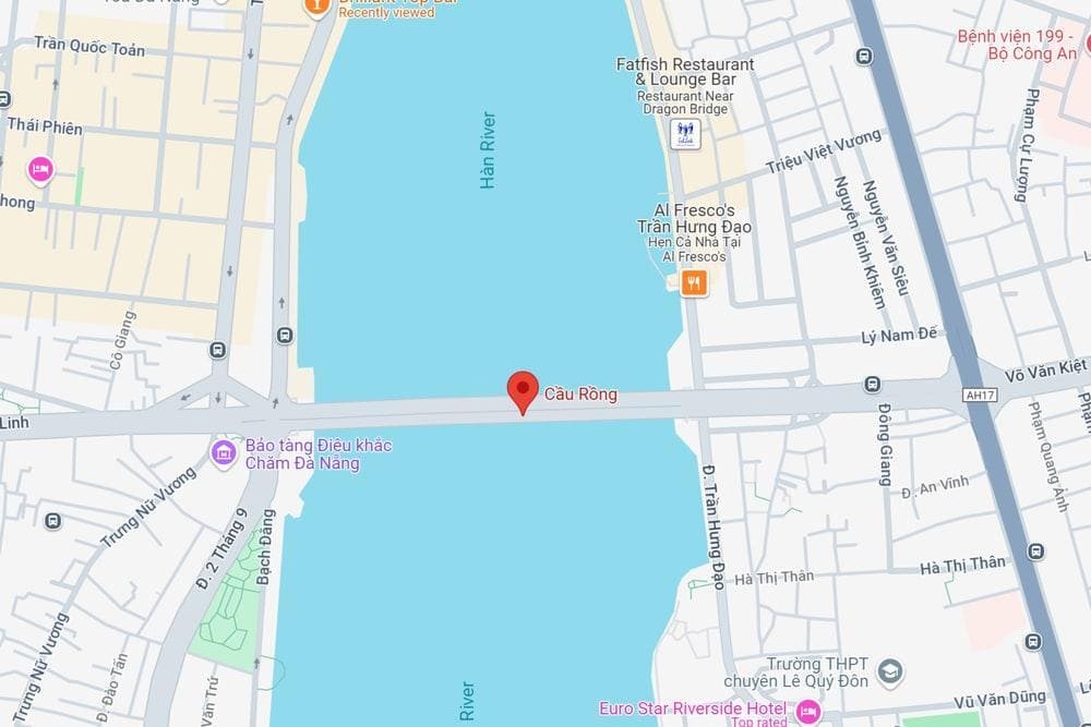 Cầu Rồng nằm ngay trung t&acirc;m th&agrave;nh phố Đ&agrave; Nẵng, rất thuận tiện cho việc di chuyển (Nguồn: Internet)